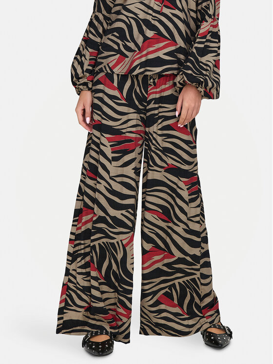 Широкие брюки палаццо Philippa 15339049 Jdy, мультиколор
Широкие брюки палаццо Philippa 15339049 Jdy, мультиколор