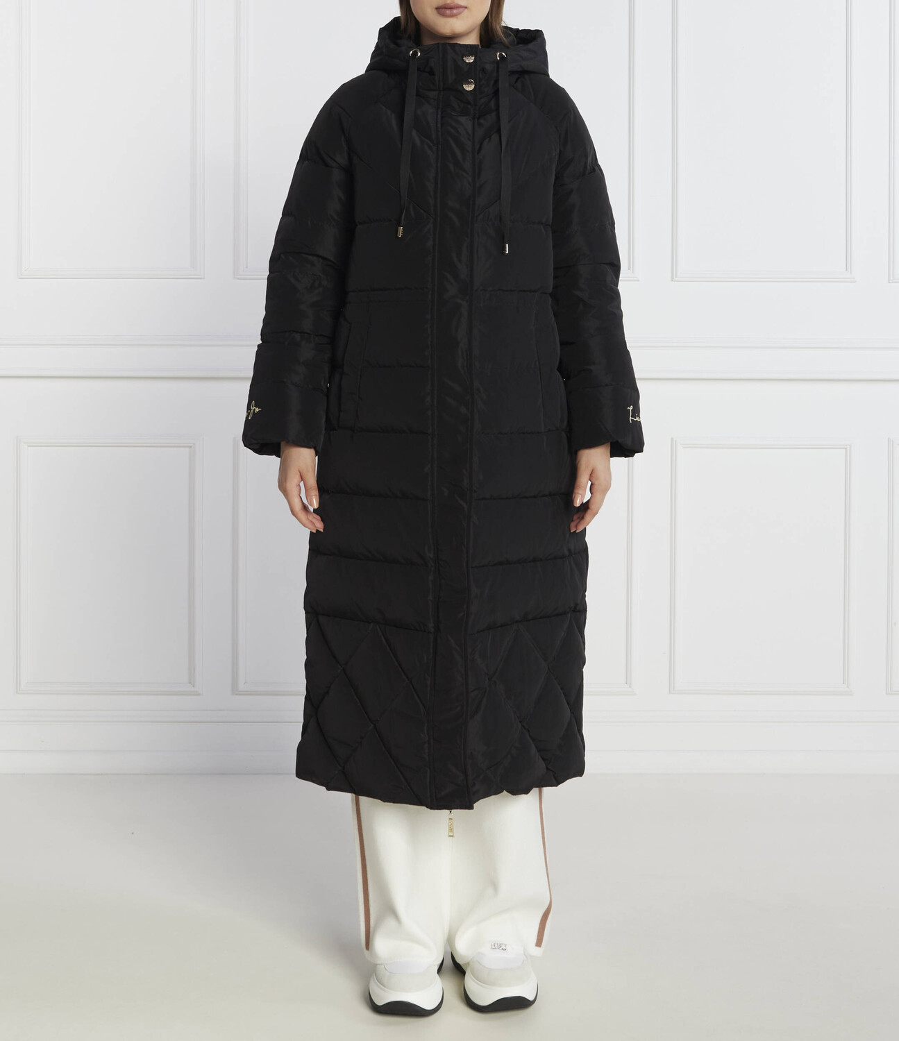 Пальто Liu Jo Sport, черный
Пальто Liu Jo Sport, черный