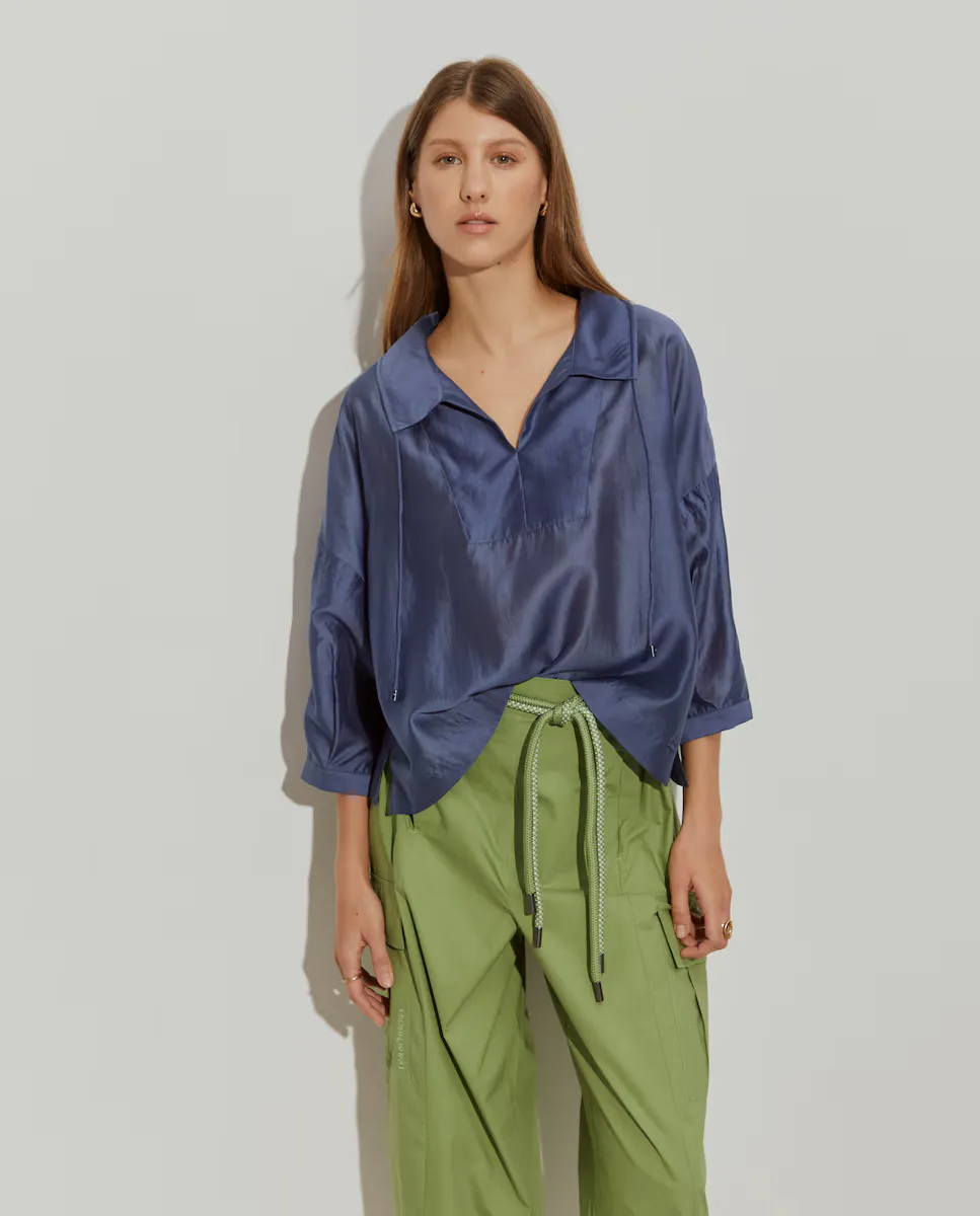 Женская блузка оверсайз с лиоцеллом Lion of Porches, синий
Женская блузка оверсайз с лиоцеллом Lion of Porches, синий