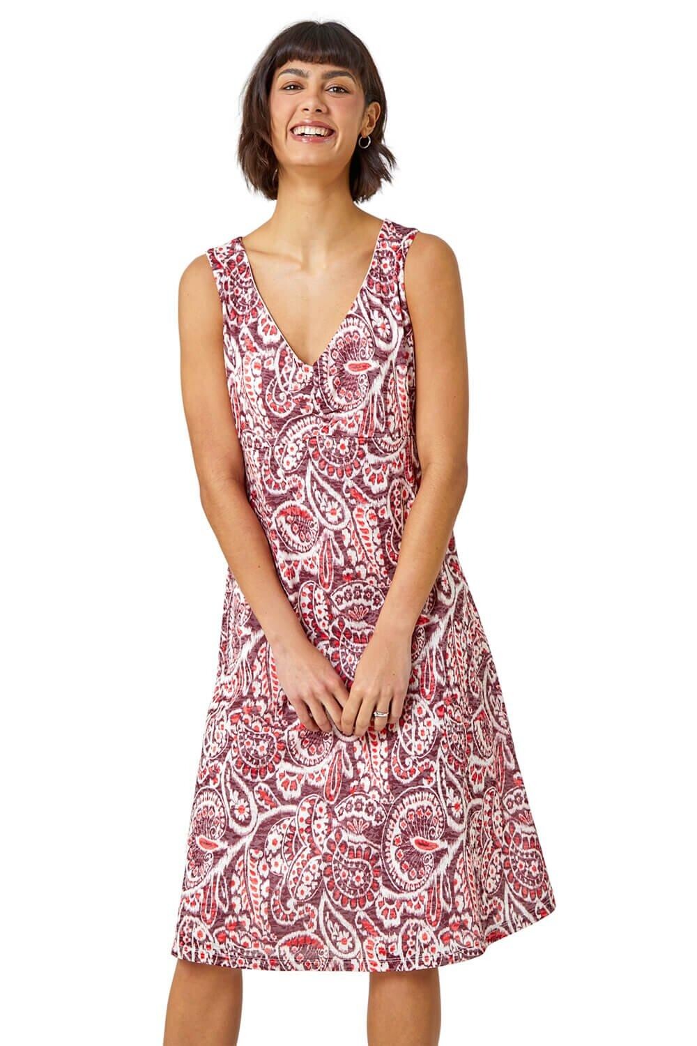Эластичное платье без рукавов с принтом пейсли Roman, красный
Эластичное платье без рукавов с принтом пейсли Roman, красный