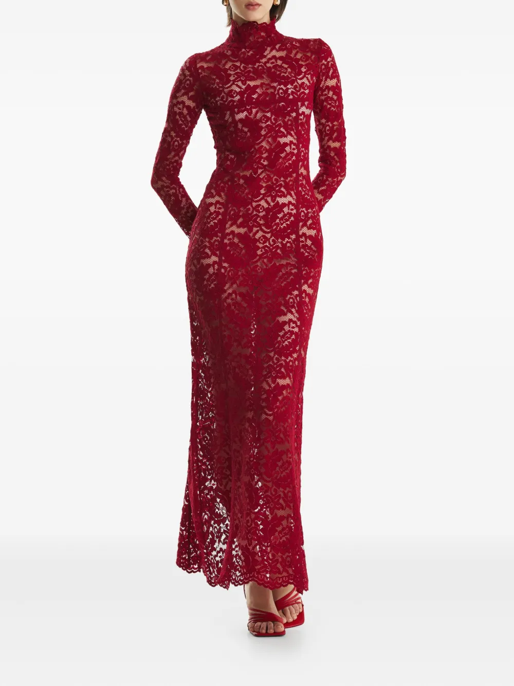 Макси-платье с высоким воротом 2310 STUDIO, красный
Макси-платье с высоким воротом 2310 STUDIO, красный