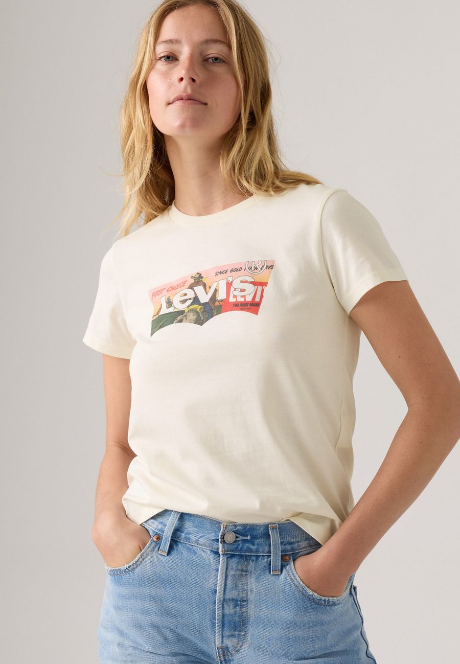 Футболка Levi's THE PERFECT TEE, Egret/Off-White, Белый, Футболка Levi's THE PERFECT TEE, Egret/Off-White
Футболка Levi's THE PERFECT TEE, Egret/Off-White, Белый, Футболка Levi's THE PERFECT TEE, Egret/Off-White