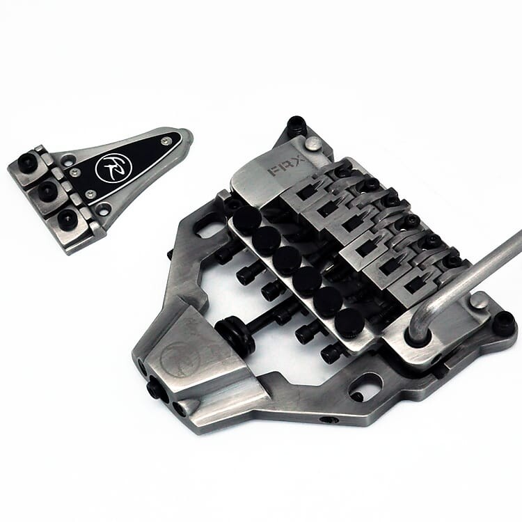 Комплект тремоло Floyd Rose Top Mount FRTX06000 со стопорной гайкой
Комплект тремоло Floyd Rose Top Mount FRTX06000 со стопорной гайкой