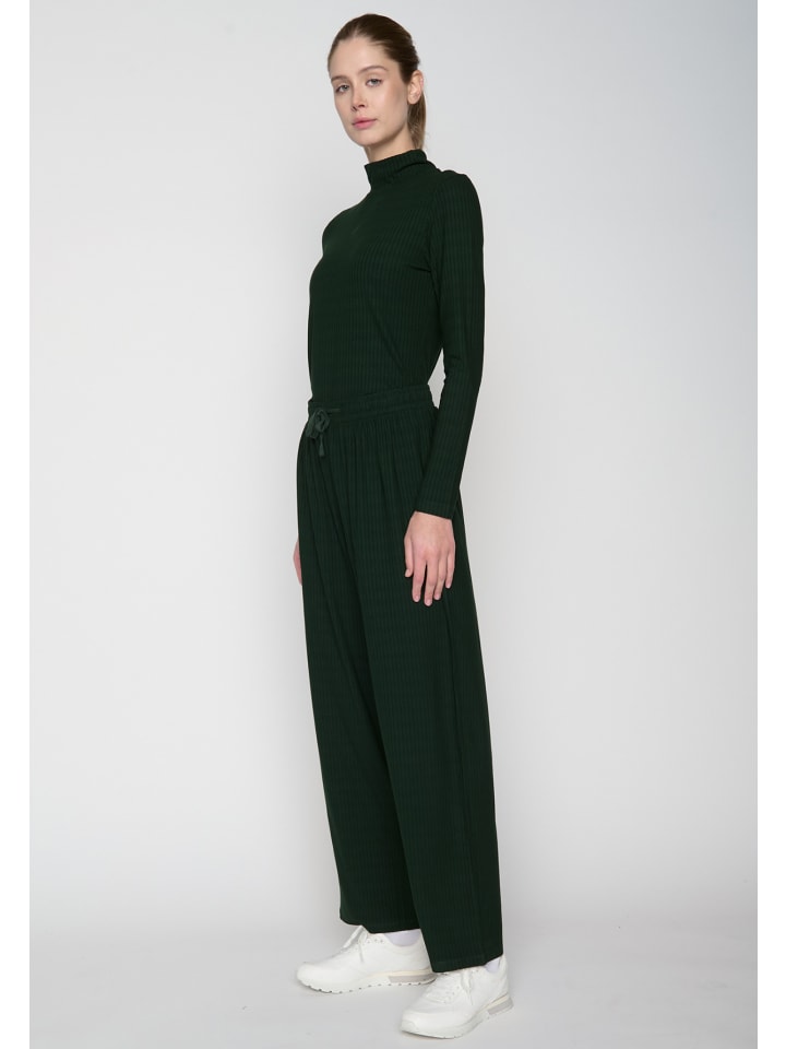 Тканевые брюки GreenBomb
Тканевые брюки GreenBomb