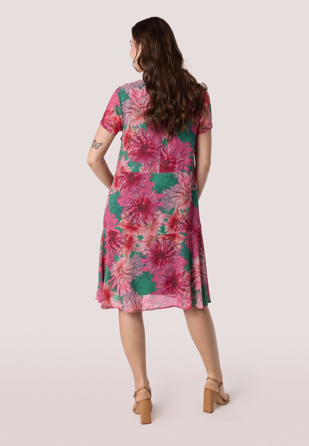 Дневное платье FLOVER VENS QUIOSQUE, розовый
Дневное платье FLOVER VENS QUIOSQUE, розовый