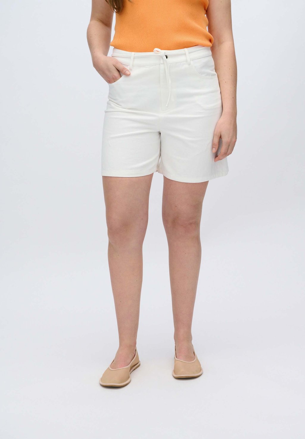 Шорты Moves, белый
Шорты Moves, белый