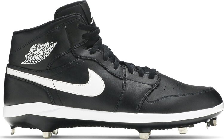 Бутсы Air Jordan 1 Retro Metal Black White, черный 
Бутсы Air Jordan 1 Retro Metal Black White, черный