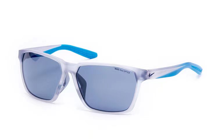 Солнцезащитные очки Unisex Nike, 012 
Солнцезащитные очки Unisex Nike, 012