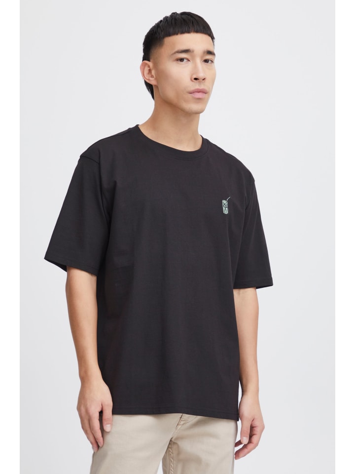 Футболка 11 Project, черный
Футболка 11 Project, черный