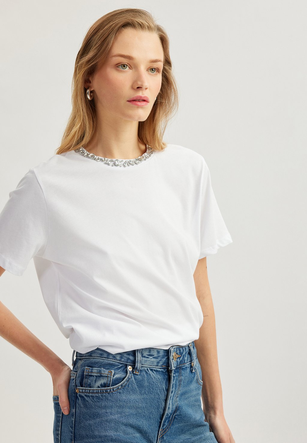 Футболка с принтом RHINESTONE Koton, кремовый
Футболка с принтом RHINESTONE Koton, кремовый