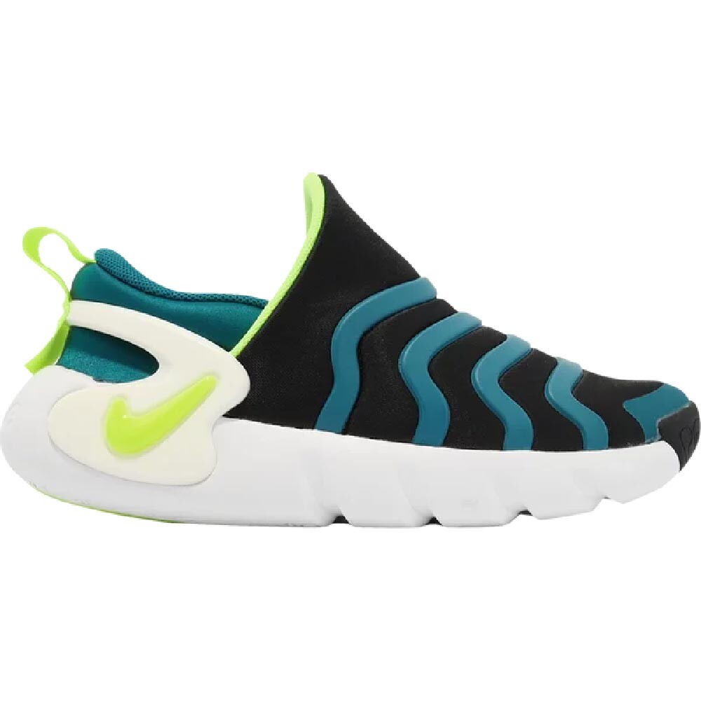 Кроссовки Nike Dynamo Go PS Black Bright Spruce, черный/белый/синий
Кроссовки Nike Dynamo Go PS Black Bright Spruce, черный/белый/синий