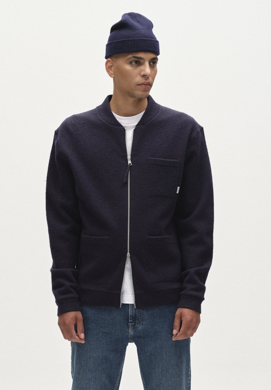 Флисовая куртка Gabba CARDIFF LED, Navy/Dark Blue
Флисовая куртка Gabba CARDIFF LED, Navy/Dark Blue