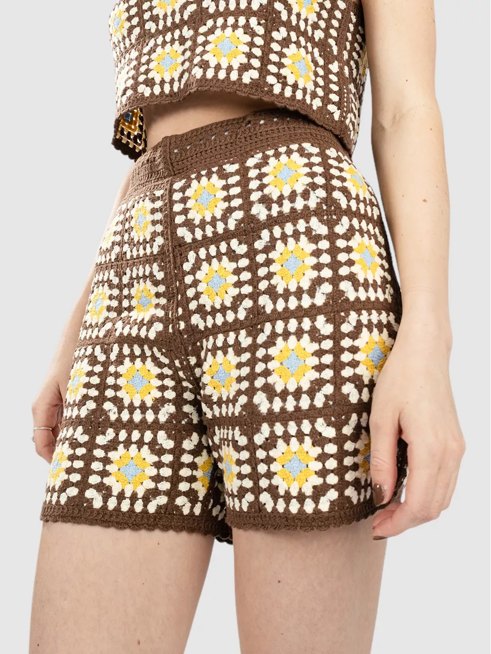 60815B шорты 24 Colours, коричневый
60815B шорты 24 Colours, коричневый