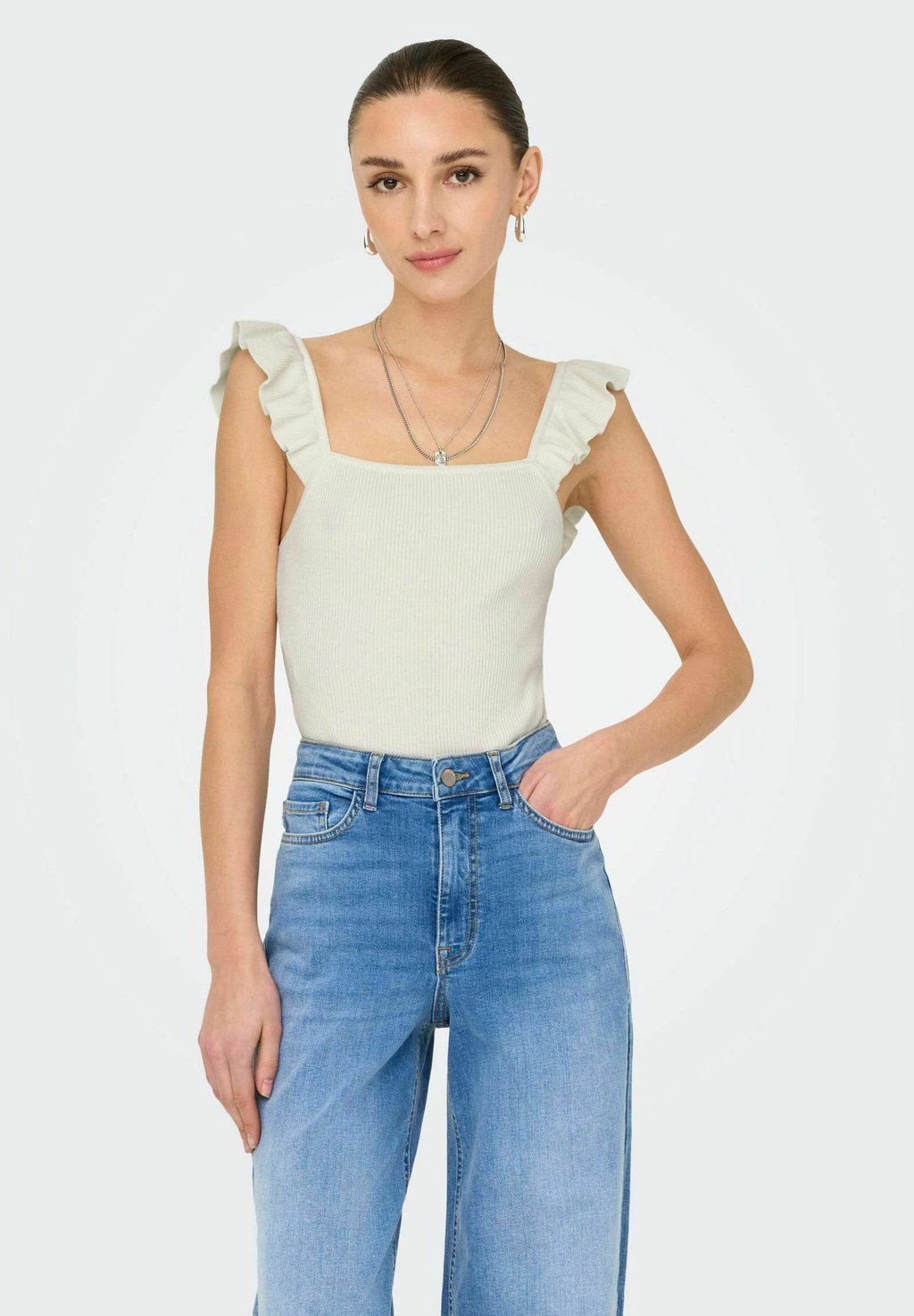 Базовая футболка NANNA JDY, слоновая кость
Базовая футболка NANNA JDY, слоновая кость