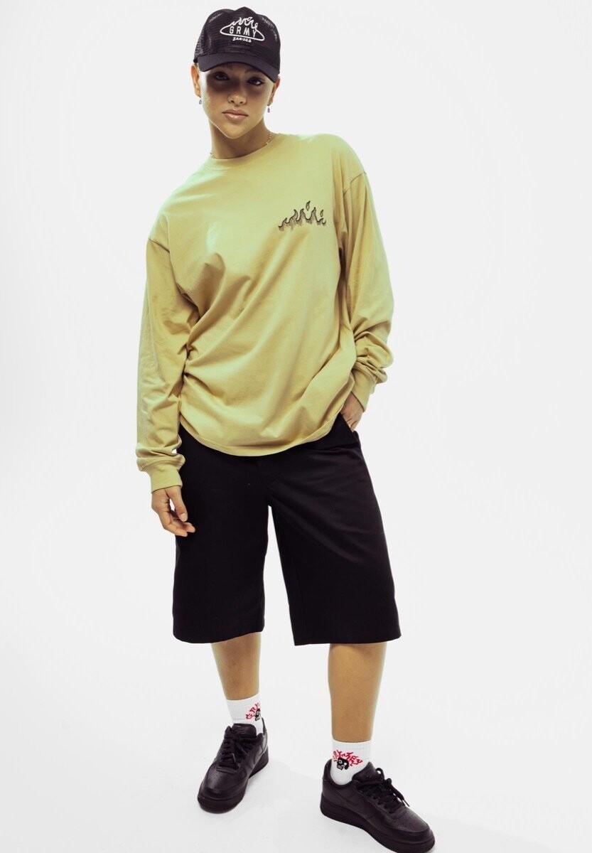 Толстовка Manga Larga Burn In Flames Grimey, хаки 
Толстовка Manga Larga Burn In Flames Grimey, хаки