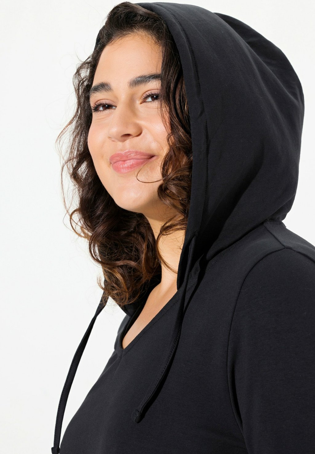 Повседневное платье TIERED Ulla Popken, черный
Повседневное платье TIERED Ulla Popken, черный