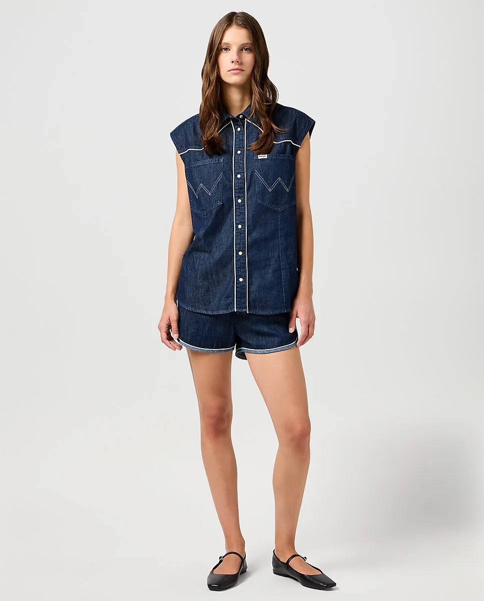 Женские джинсовые шорты с окантовкой синего цвета Wrangler, тёмно-синий
Женские джинсовые шорты с окантовкой синего цвета Wrangler, тёмно-синий