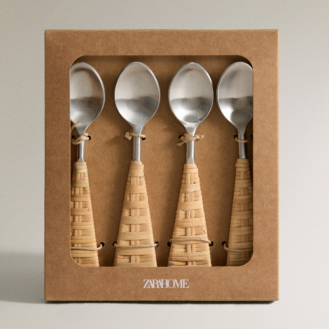 Набор столовых приборов Zara Home Rattan Dessert Spoons, 4 предмета, нержавеющая сталь/коричневый
Набор столовых приборов Zara Home Rattan Dessert Spoons, 4 предмета, нержавеющая сталь/коричневый