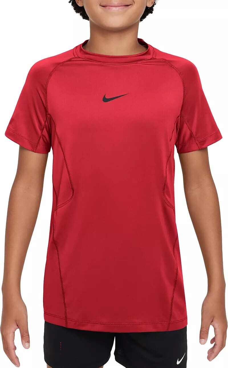 Рубашка с короткими рукавами Nike Pro Dri-FIT для мальчиков 
Рубашка с короткими рукавами Nike Pro Dri-FIT для мальчиков