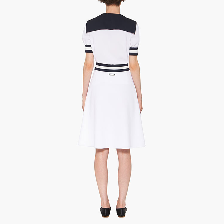 Рубашка женская белая Miu Miu
Рубашка женская белая Miu Miu