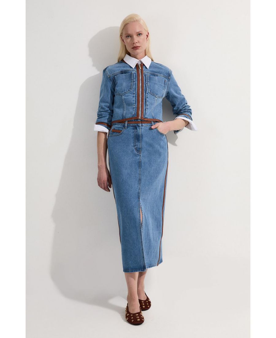 Женская джинсовая куртка без воротника из кожи Karen Millen, Light blue
Женская джинсовая куртка без воротника из кожи Karen Millen, Light blue