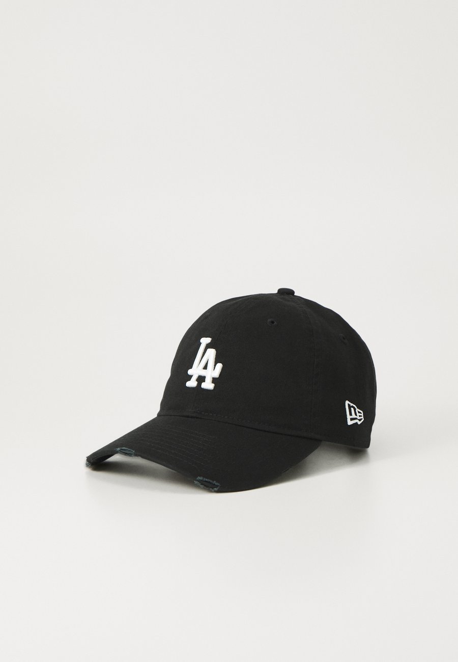 Бейсболка New Era DISTRESSED 9TWENTY UNISEX, Black/White/Black
Бейсболка New Era DISTRESSED 9TWENTY UNISEX, Black/White/Black