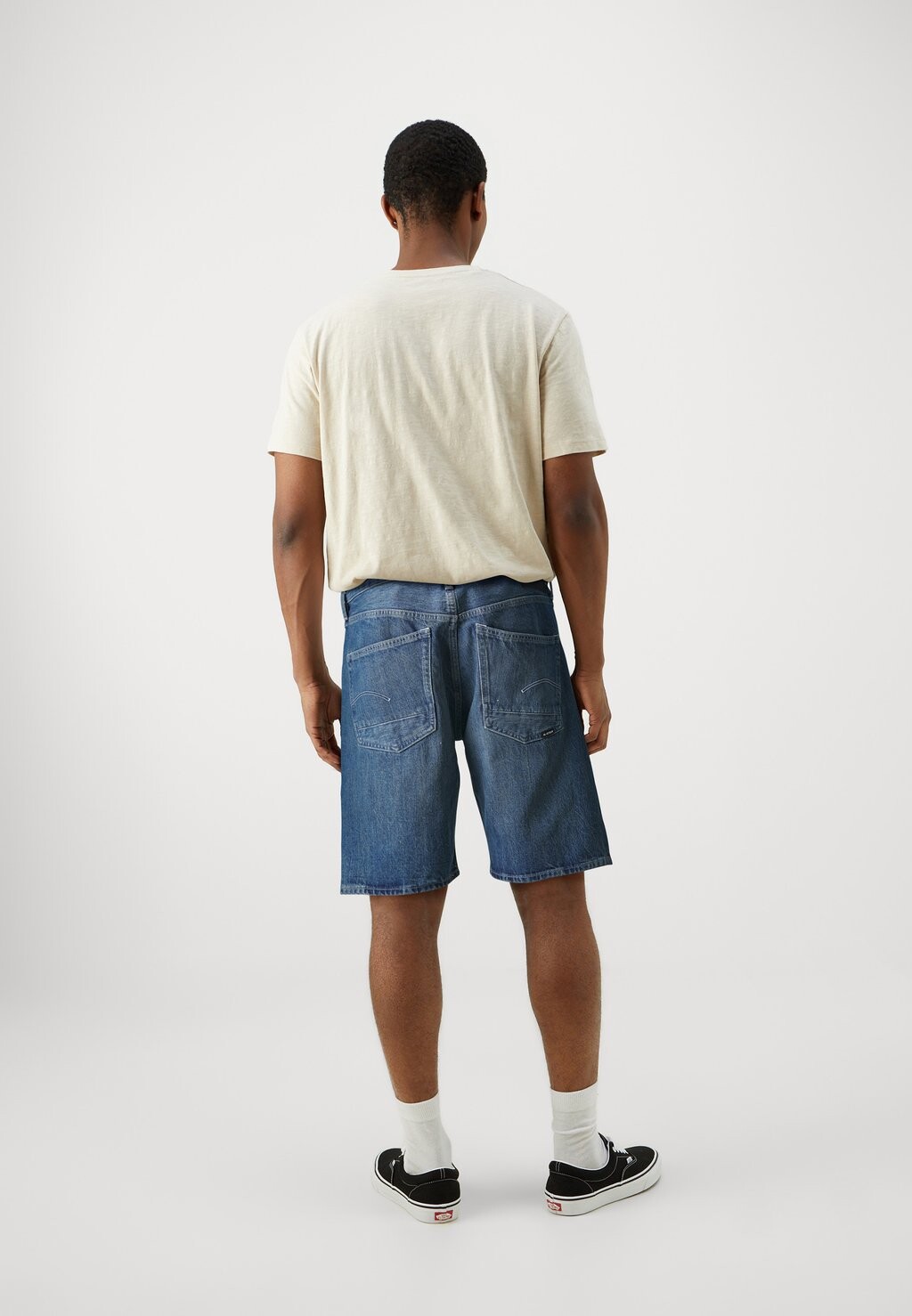 Джинсовые шорты DAKOTA EDGE G-STAR, синий деним
Джинсовые шорты DAKOTA EDGE G-STAR, синий деним