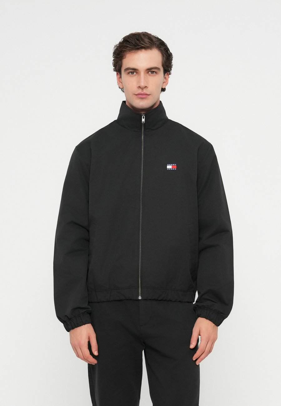 Куртка Tommy Jeans ESSENTIAL JACKET, Black
Куртка Tommy Jeans ESSENTIAL JACKET, Black
