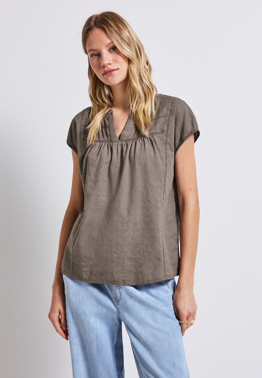 Блуза MIT TAPE Street One, цвет Braun
Блуза MIT TAPE Street One, цвет Braun