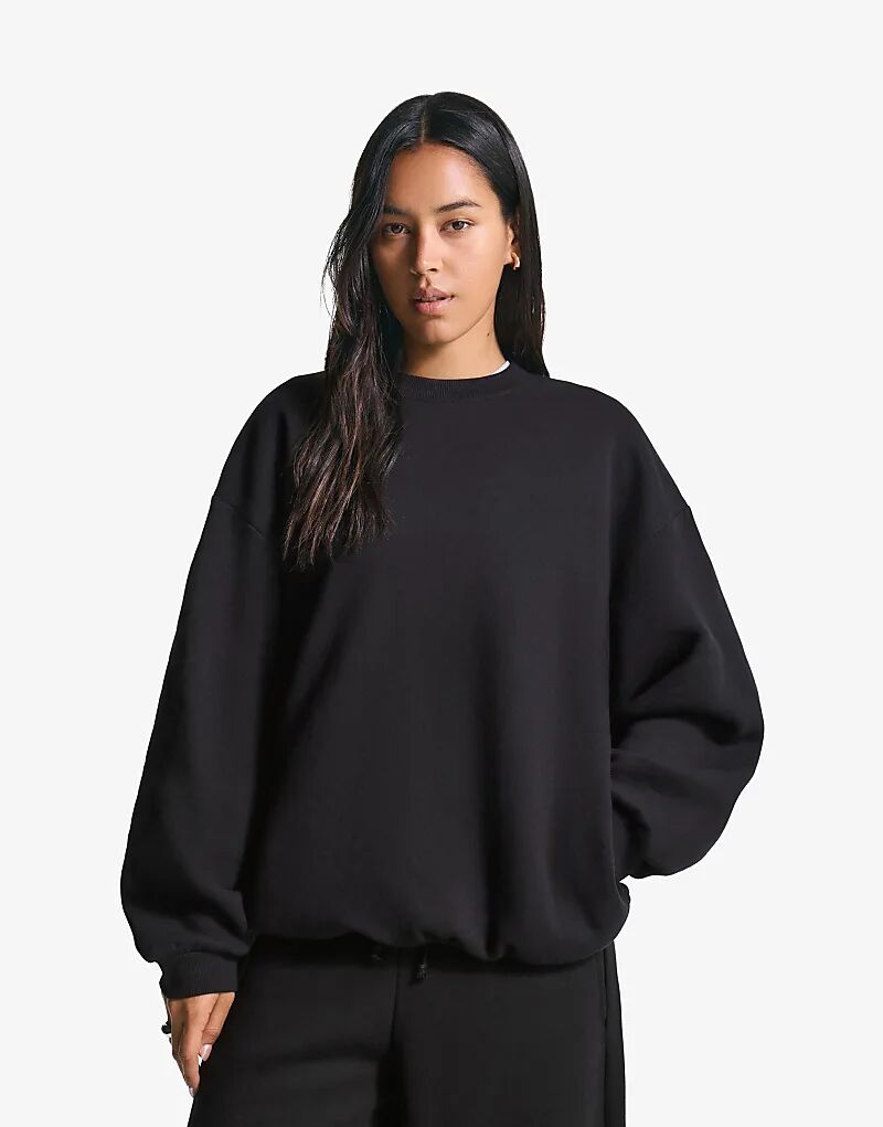 Толстовка Bershka Oversize с карманами черного цвета
Толстовка Bershka Oversize с карманами черного цвета
