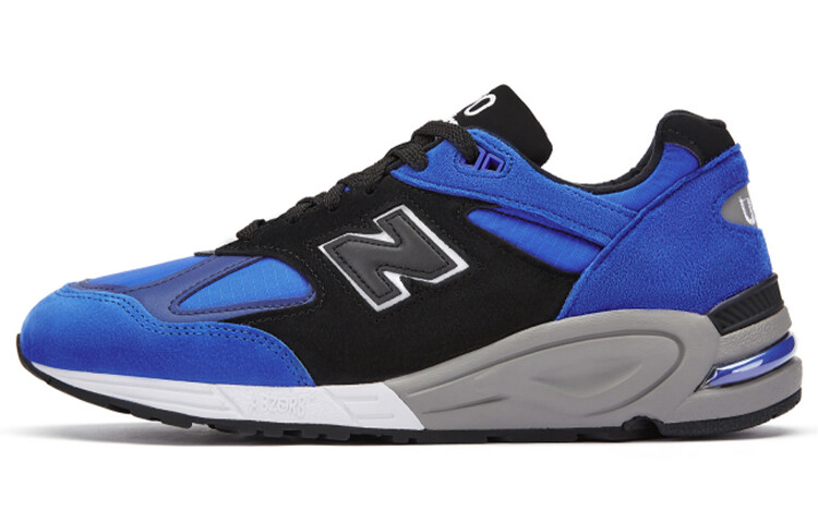 Мужские кроссовки New Balance NB 990 V2
Мужские кроссовки New Balance NB 990 V2