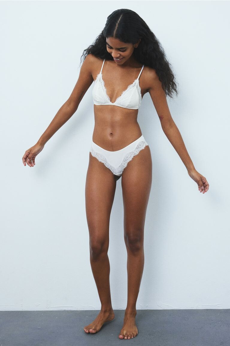 2 упаковки трусов из микрофибры H&M, бежевый 
2 упаковки трусов из микрофибры H&M, бежевый