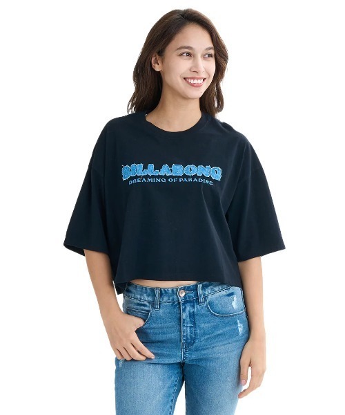 Женская укороченная футболка свободного кроя BILLABONG с аппликацией, черная
Женская укороченная футболка свободного кроя BILLABONG с аппликацией, черная