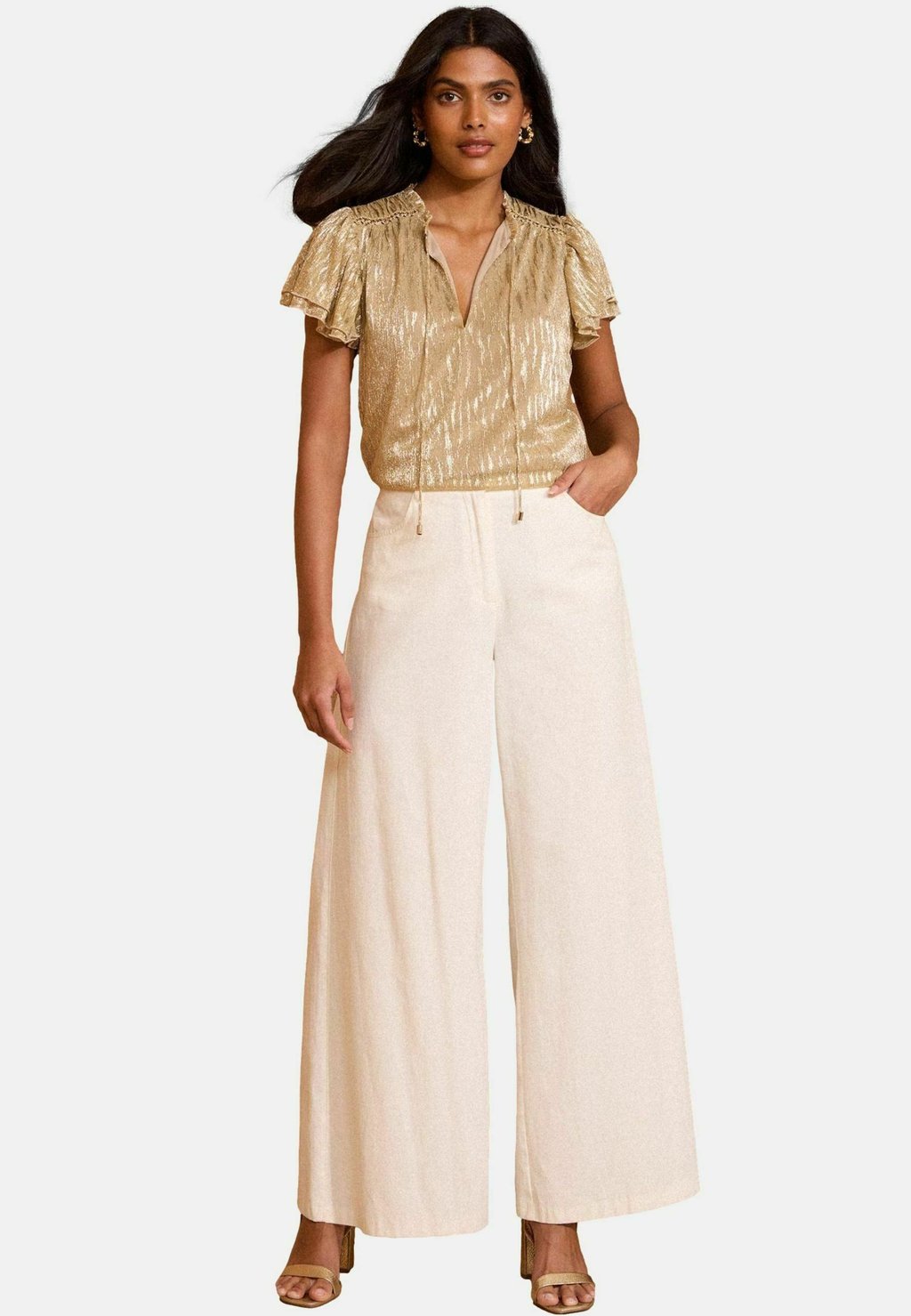 Блуза REGULAR FIT Love & Roses, золотой
Блуза REGULAR FIT Love & Roses, золотой