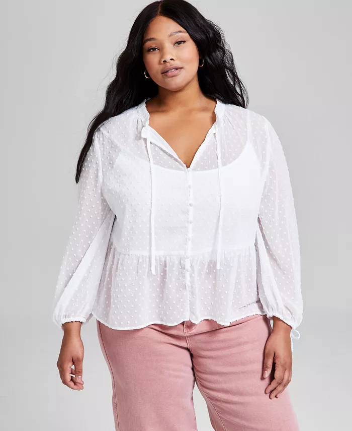 Модный топ с застежкой на пуговицы в горошек для полных And Now This, белый 
Модный топ с застежкой на пуговицы в горошек для полных And Now This, белый