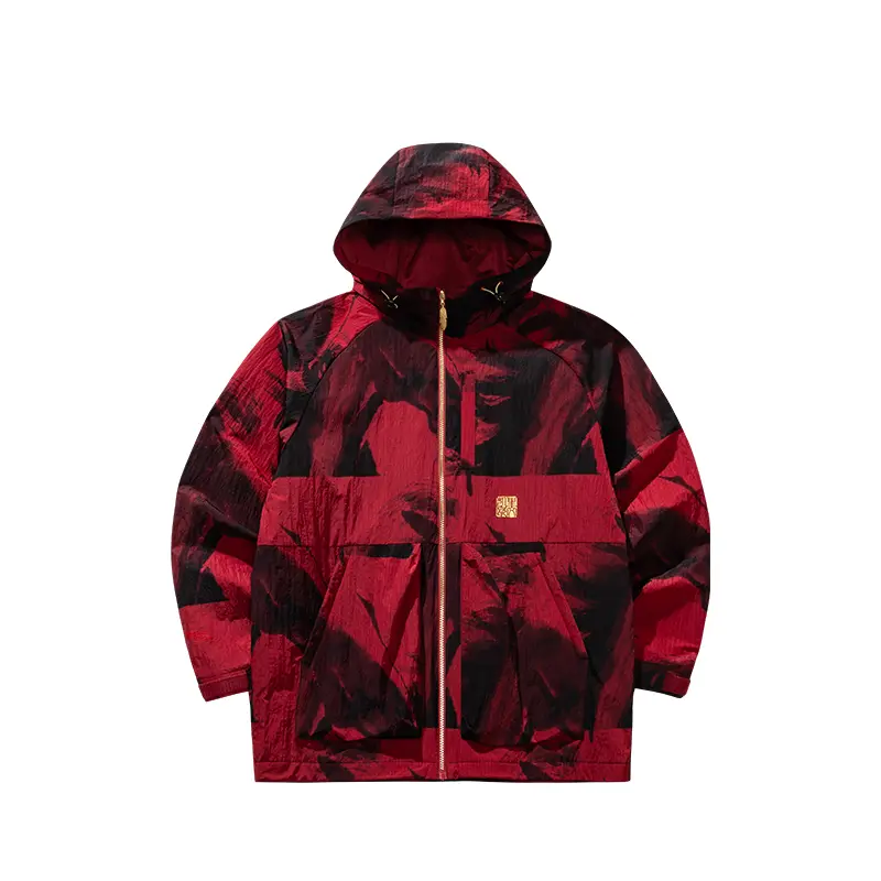 Коллекция баскетбольных курток и пальто XUBEIHONGBENMATU,LIANMINGKUAN для мужчин ANTA, vermilion
Коллекция баскетбольных курток и пальто XUBEIHONGBENMATU,LIANMINGKUAN для мужчин ANTA, vermilion