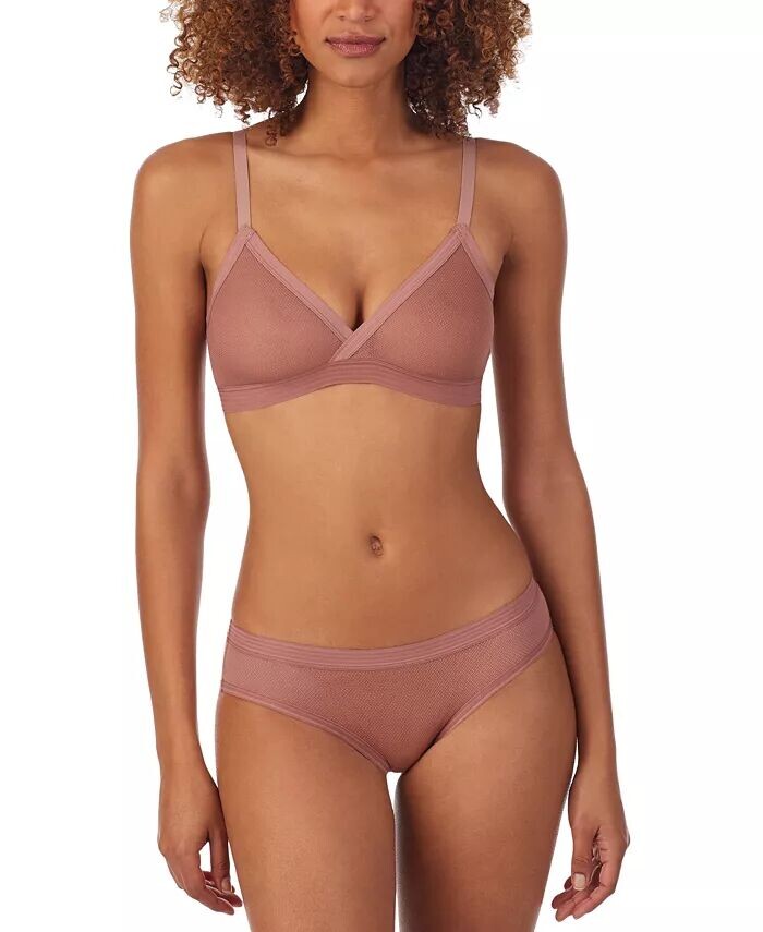 Бюстгальтер-бралетт с прозрачными полосками DK7626 DKNY, розовый
Бюстгальтер-бралетт с прозрачными полосками DK7626 DKNY, розовый