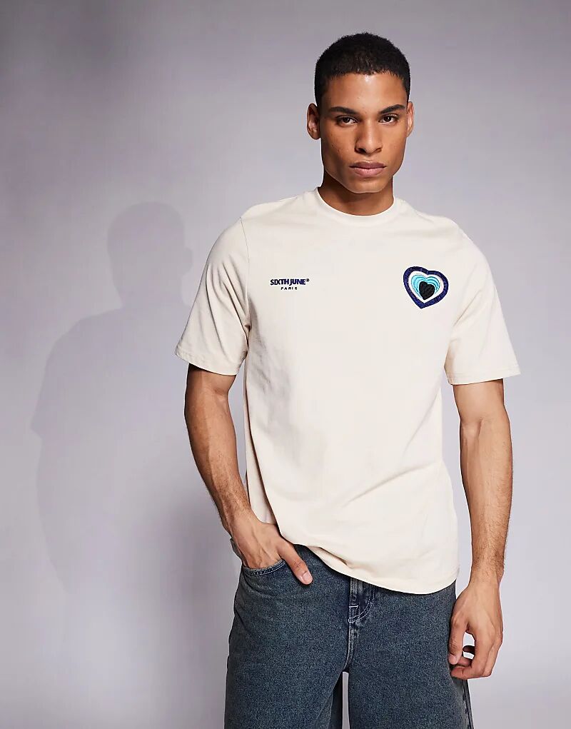 Футболка Sixth June с контрастной вышитой деталью в виде сердца бежевого цвета
Футболка Sixth June с контрастной вышитой деталью в виде сердца бежевого цвета