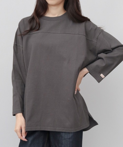 Футболка для американского футбола, хлопковая, плотность 215 г/м², с рукавами три четверти, контрастными деталями и свободным силуэтом Goodwear
Футболка для американского футбола, хлопковая, плотность 215 г/м², с рукавами три четверти, контрастными деталями и свободным силуэтом Goodwear