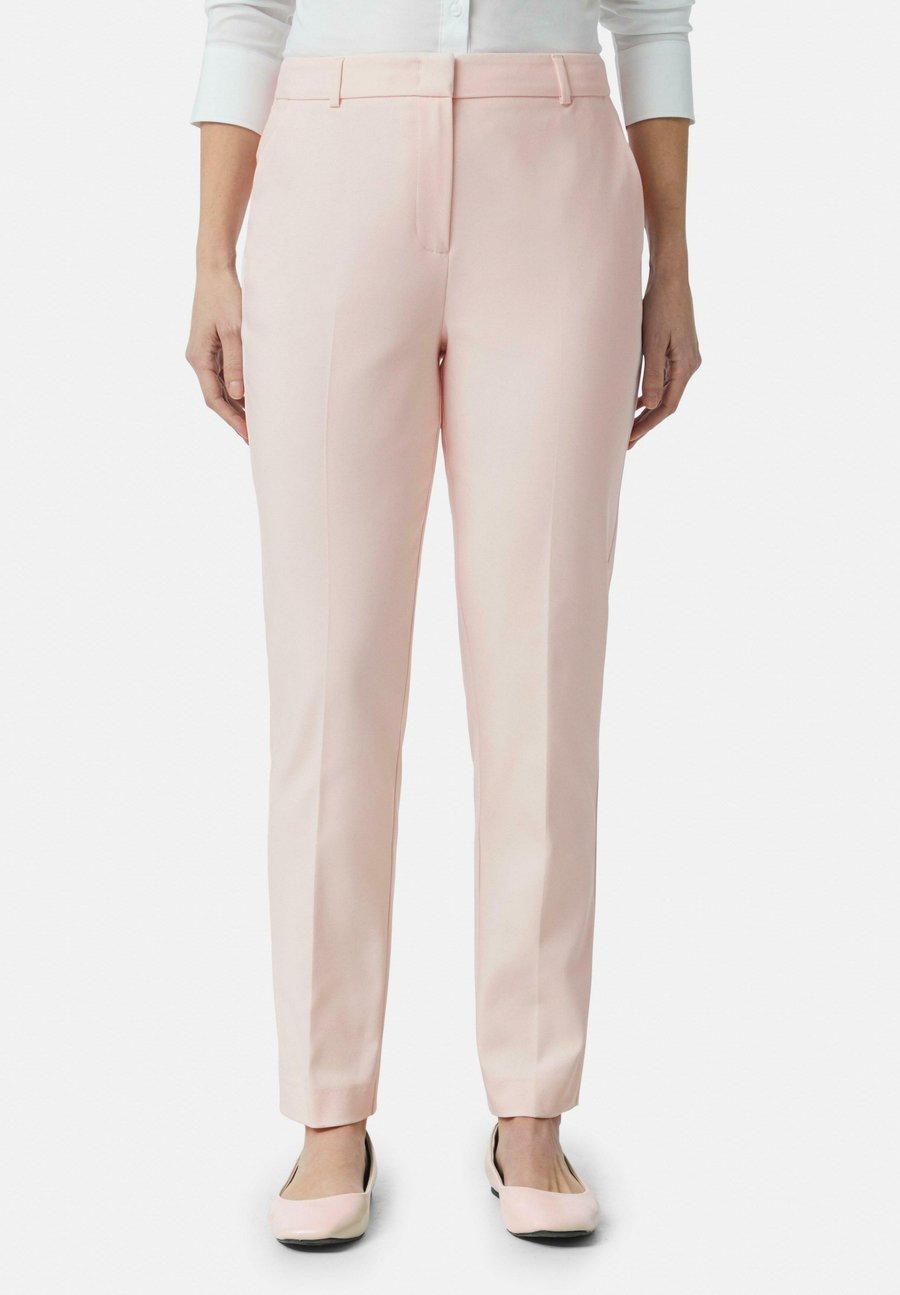 Брюки comma CIGARETTE EXTENSIBLE À PLIS DE REPASSAGE, Perlmuttrosa/Light Pink
Брюки comma CIGARETTE EXTENSIBLE À PLIS DE REPASSAGE, Perlmuttrosa/Light Pink