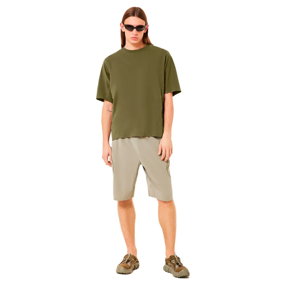 Футболка с коротким рукавом спортивная Oakley Latitude flight, зеленый 
Футболка с коротким рукавом спортивная Oakley Latitude flight, зеленый