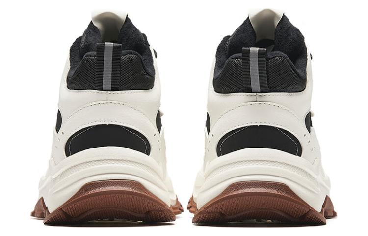 Anta Влагоотводящие и утепленные высокие кроссовки мужские, черно-белые
Anta Влагоотводящие и утепленные высокие кроссовки мужские, черно-белые