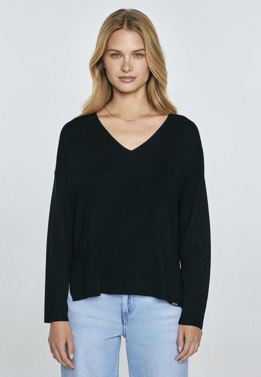 Джемпер Big Star FAUSTI, Schwarz/Black
Джемпер Big Star FAUSTI, Schwarz/Black