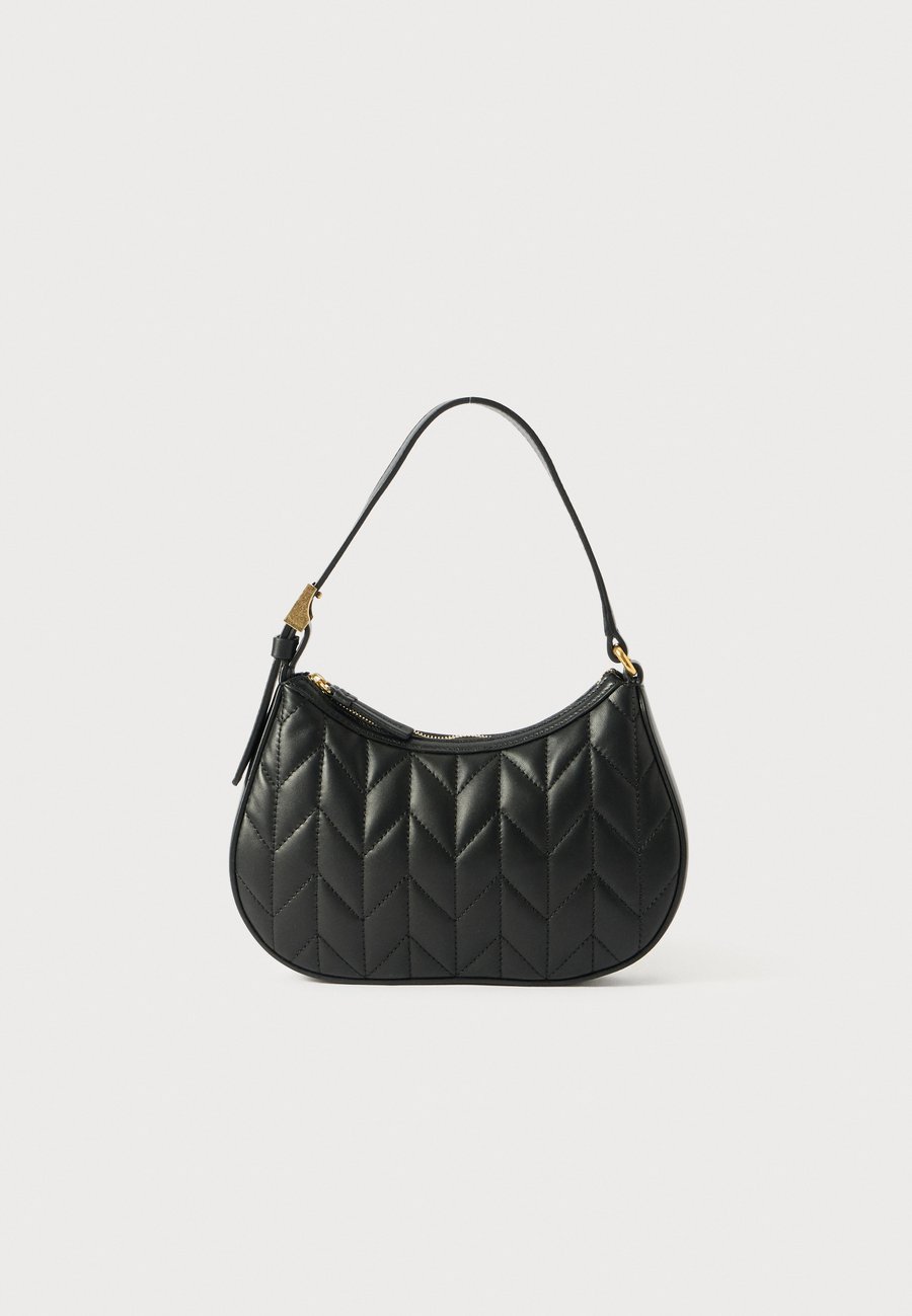 Сумка Missoni PUFFED HOBO MINI BUCKLE, Black
Сумка Missoni PUFFED HOBO MINI BUCKLE, Black