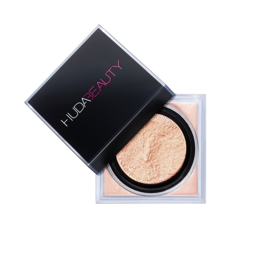 Рассыпчатая пудра easy bake loose baking & setting powder Huda Beauty, цвет peach pie, вес 20 гр.
Рассыпчатая пудра easy bake loose baking & setting powder Huda Beauty, цвет peach pie, вес 20 гр.
