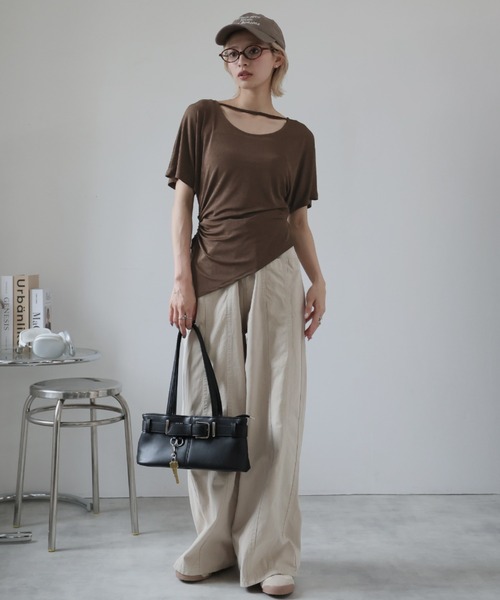 Футболка, крой оверсайз, бренд Ulysses, цвет серый
Футболка, крой оверсайз, бренд Ulysses, цвет серый