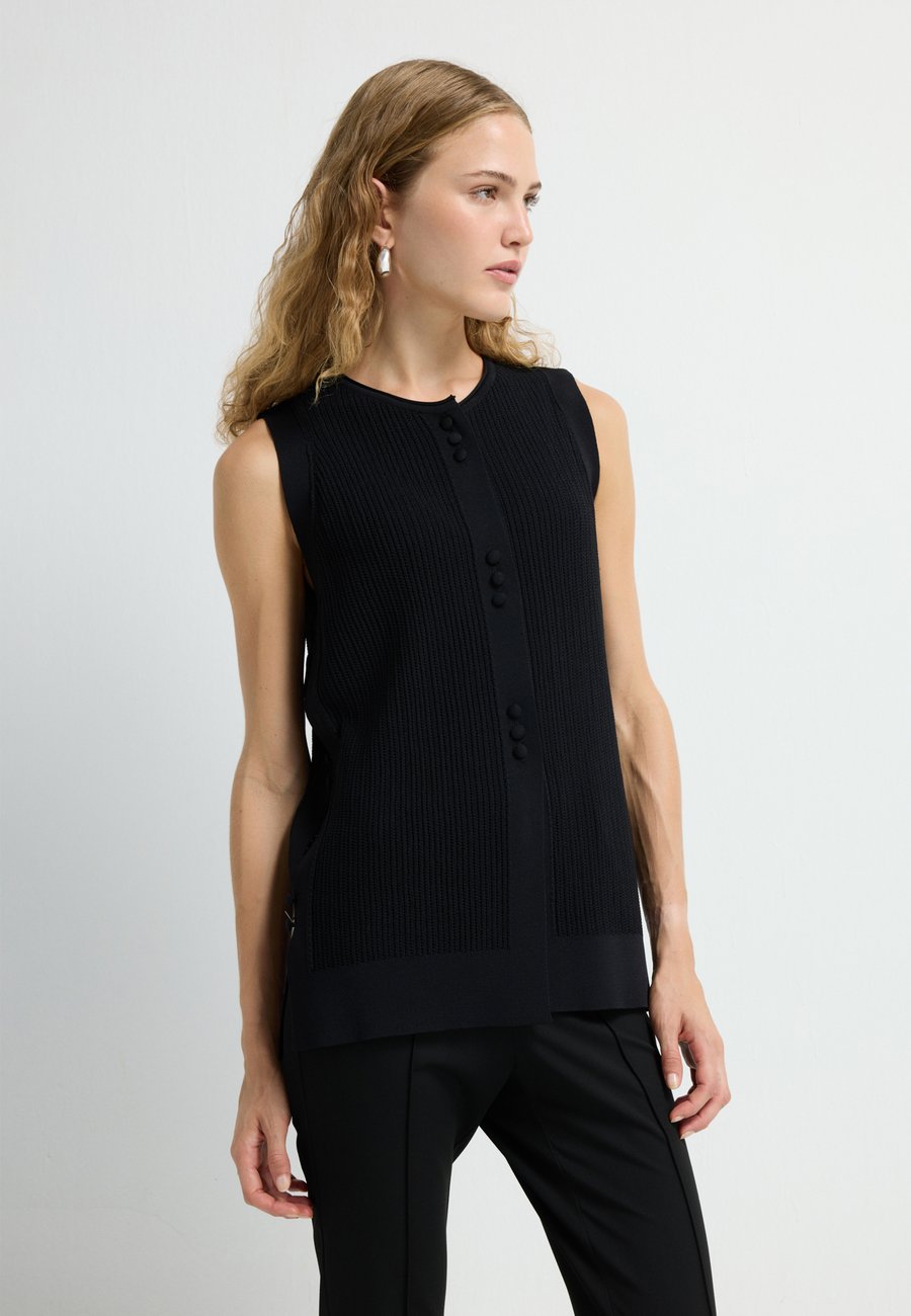 Футболка adL Basic T-shirt, Black /Black, Черный, Футболка adL Basic T-shirt, Black /Black
Футболка adL Basic T-shirt, Black /Black, Черный, Футболка adL Basic T-shirt, Black /Black