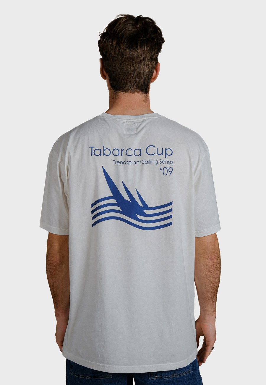 Футболка Trendsplant THE CUP, White, Белый, Футболка Trendsplant THE CUP, White
Футболка Trendsplant THE CUP, White, Белый, Футболка Trendsplant THE CUP, White