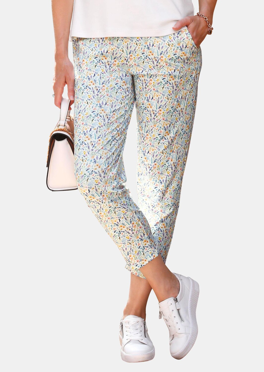 Брюки GOLDNER Druckhose, цвет apricot/lila/gemustert
Брюки GOLDNER Druckhose, цвет apricot/lila/gemustert