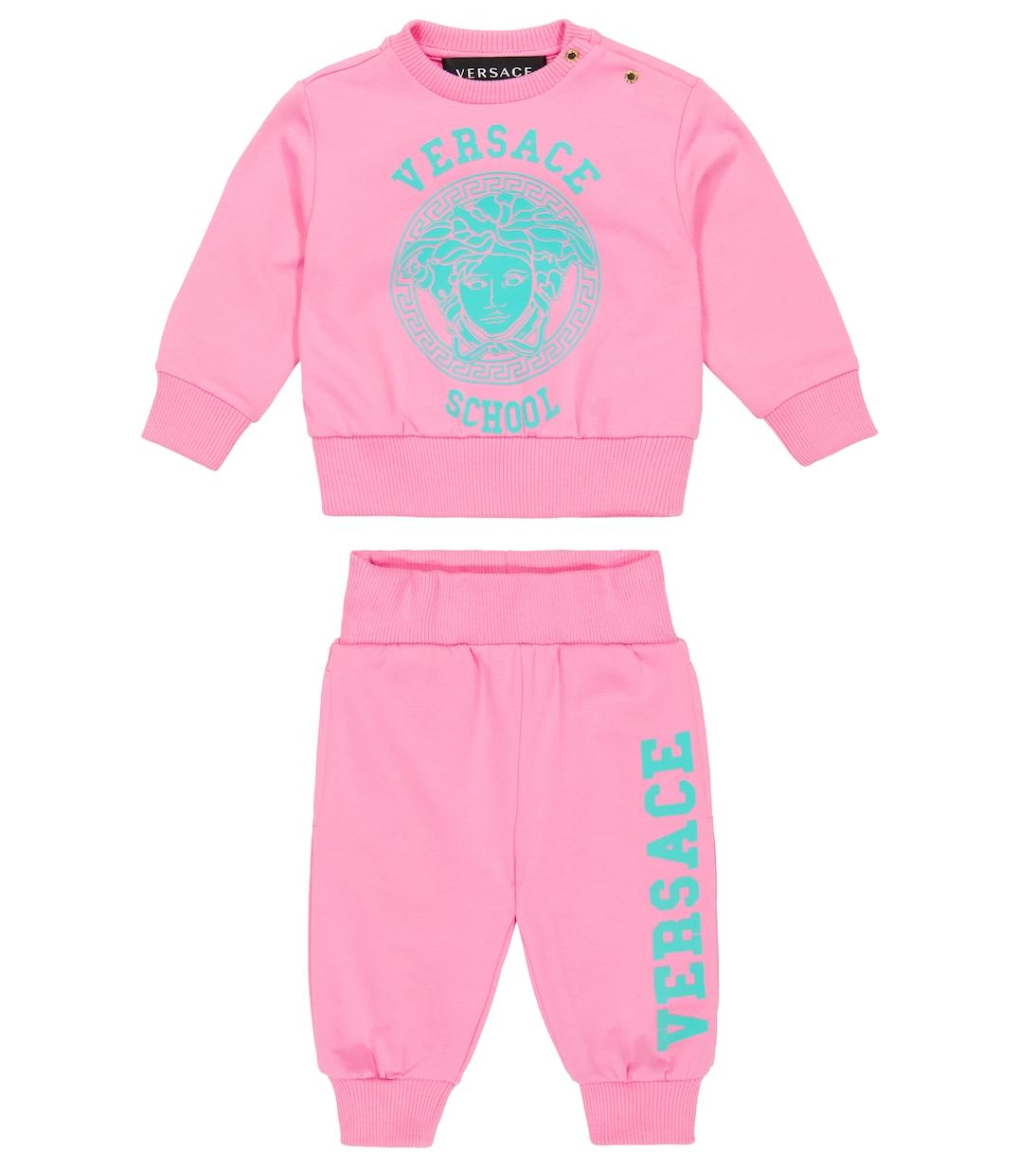 Комплект из детской толстовки и спортивных штанов Versace Kids, Pink Paradise+Fresh Mint
Комплект из детской толстовки и спортивных штанов Versace Kids, Pink Paradise+Fresh Mint